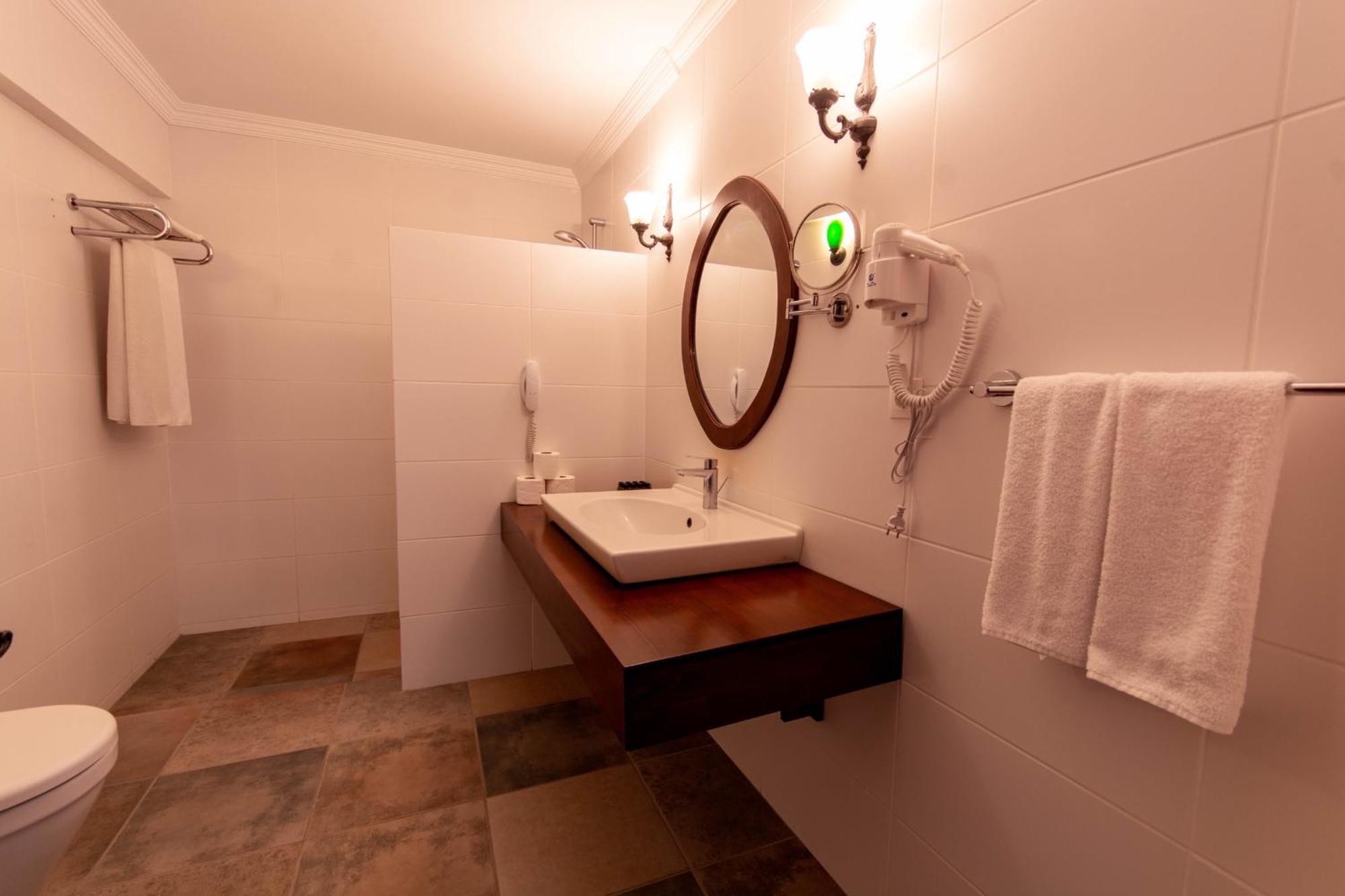 Maris Butik Hotel تورونشْ المظهر الخارجي الصورة